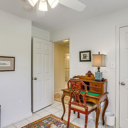 The Palm Bay St Louis Home - Walk To Beach! Waveland Dış mekan fotoğraf